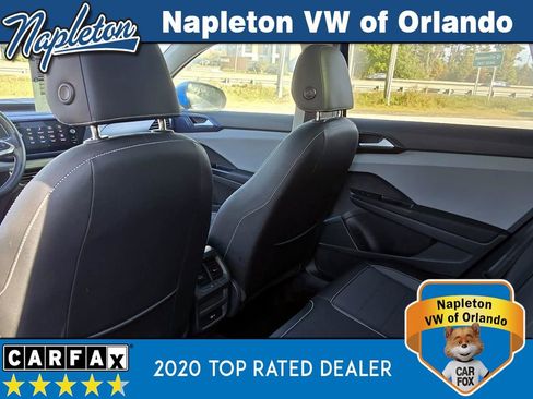 Used 2022 Volkswagen Taos SE image 31