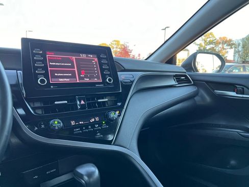 Used 2023 Toyota Camry SE image 24