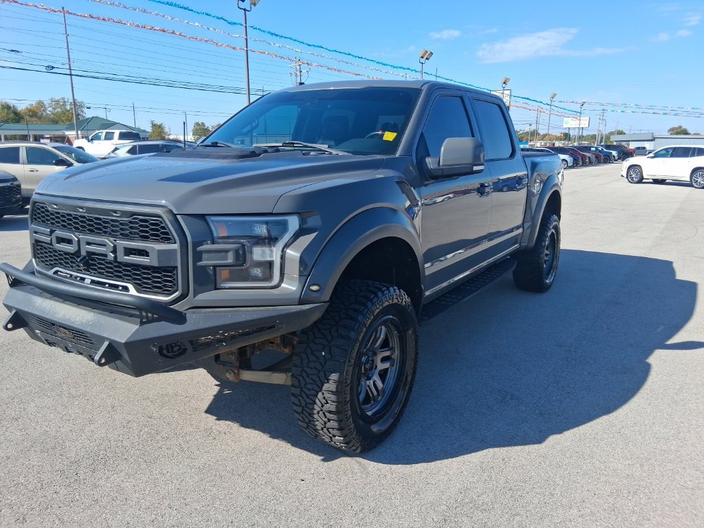 Used 2018 Ford F150 Raptor w/ Equipment Group 802A Luxury AWD/4WD image 4