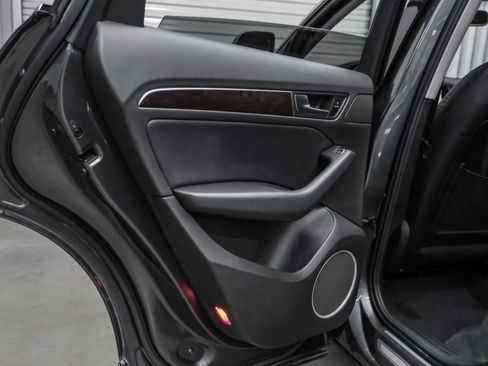 Used 2016 Audi Q5 2.0T Premium Plus w/ Technology Package image 41