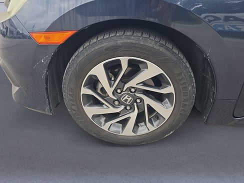 Used 2016 Honda Civic EX image 10
