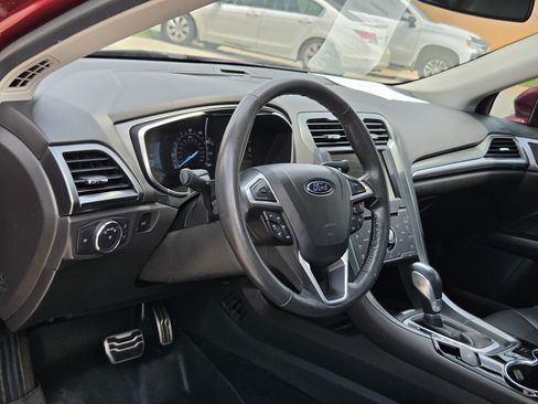 Used 2014 Ford Fusion Titanium FWD image 12