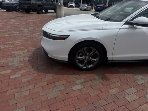 Used 2024 Honda Accord EX image 2