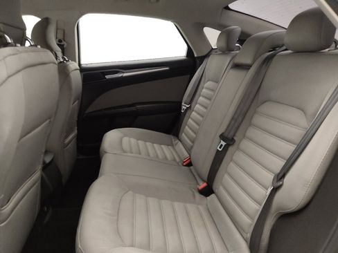 Used 2015 Ford Fusion S FWD image 18