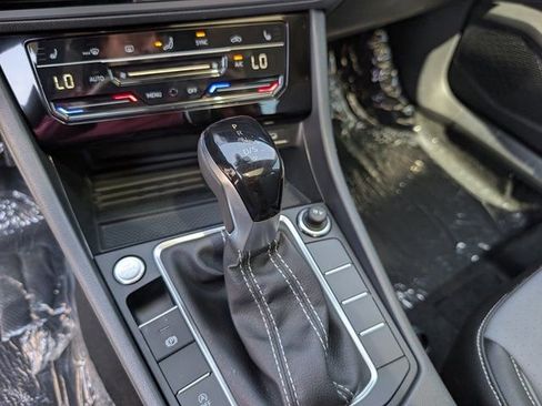 New 2025 Volkswagen Jetta SE image 12