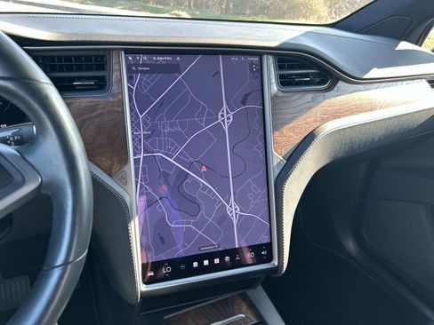 Used 2020 Tesla Model X Long Range image 27