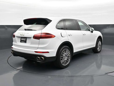 Used 2015 Porsche Cayenne S AWD/4WD image 23