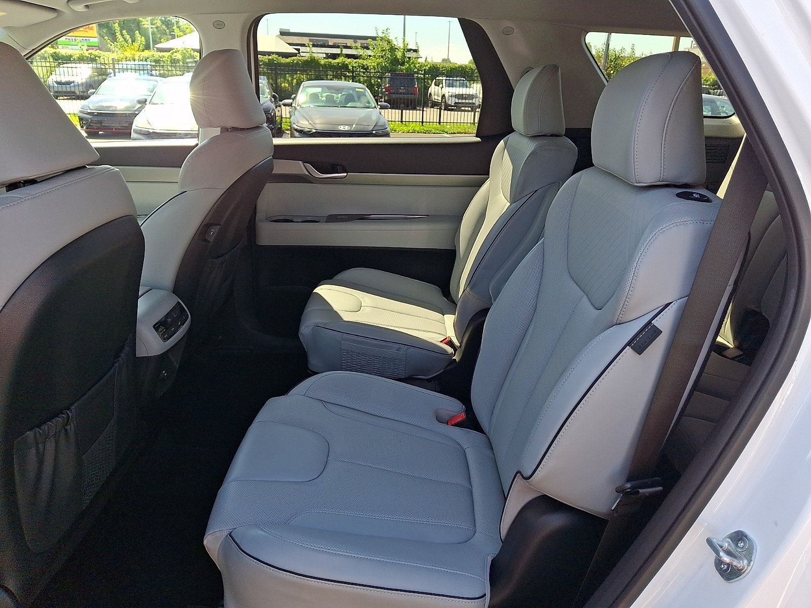 Certified 2025 Hyundai Palisade SEL AWD/4WD image 11