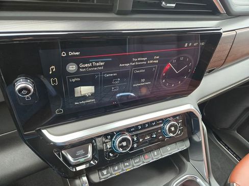 Used 2024 GMC Sierra 2500 Denali Ultimate w/ Max Trailering Package image 19