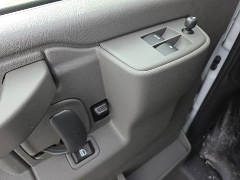 New 2026 GMC Savana 2500 Work Van w/ Driver Convenience Package image 8