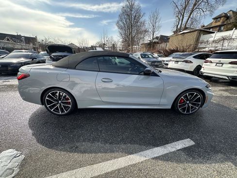 Used 2023 BMW 430i Convertible w/ M Sport Package image 2