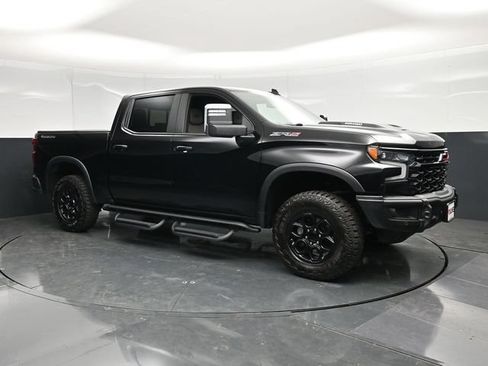 Used 2024 Chevrolet Silverado 1500 ZR2 w/ ZR2 Bison Edition AWD/4WD image 5