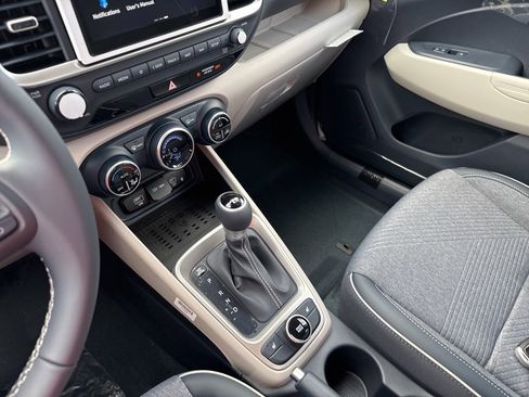 New 2025 Hyundai Venue Limited image 26