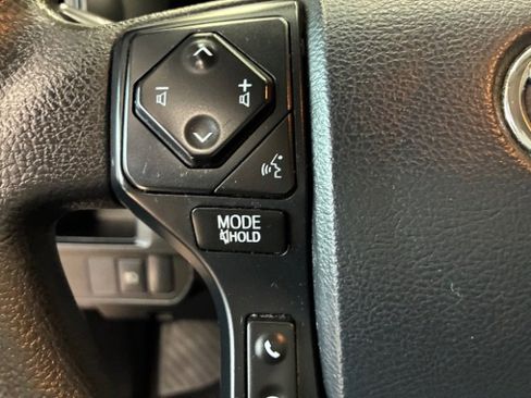 Used 2019 Toyota Tacoma SR image 14