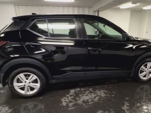 Used 2024 Nissan Kicks S FWD image 9