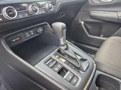 Used 2023 Honda CR-V EX image 9