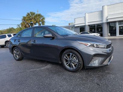 Certified 2023 Kia Forte LXS