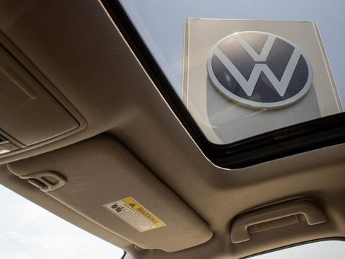 Used 2024 Acura MDX SH-AWD w/ Advance Package image 2