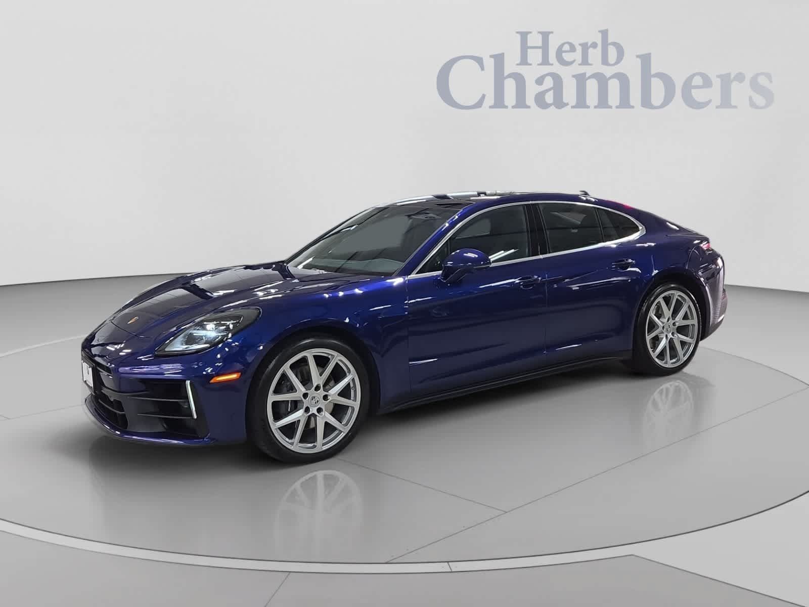 Used 2025 Porsche Panamera 4 AWD/4WD image 10