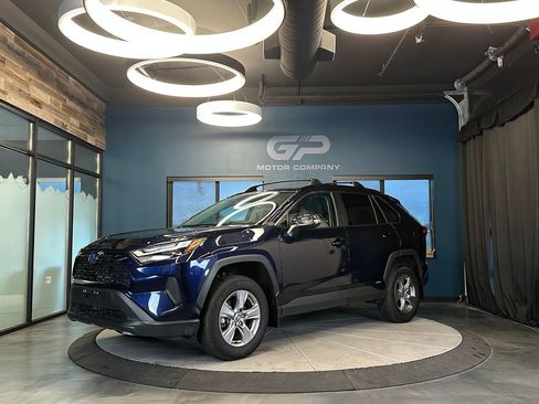 Used 2024 Toyota RAV4 XLE w/ Convenience Package AWD/4WD image 7