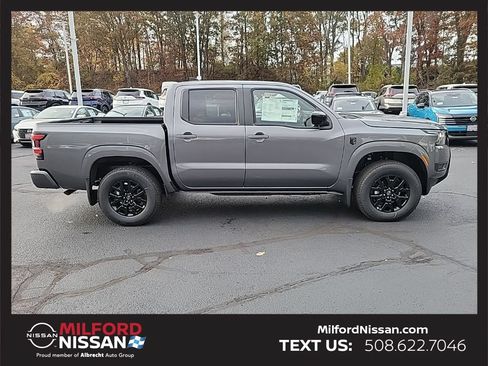 Used 2026 Nissan Frontier SV w/ All-Weather Content Package AWD/4WD image 5