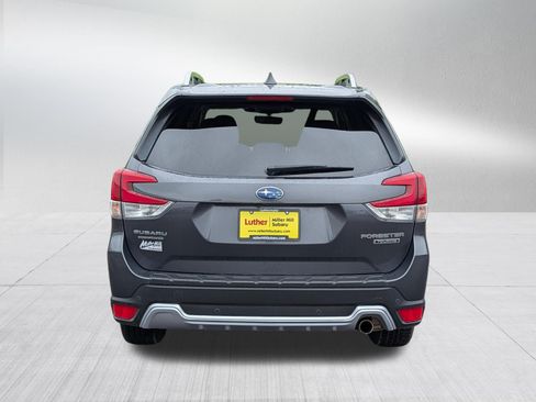 Used 2023 Subaru Forester Touring AWD/4WD image 6