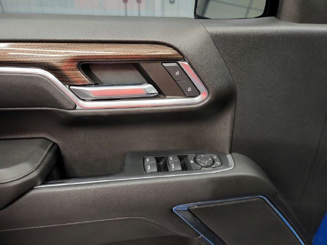 Used 2024 Chevrolet Silverado 1500 RST AWD/4WD image 40