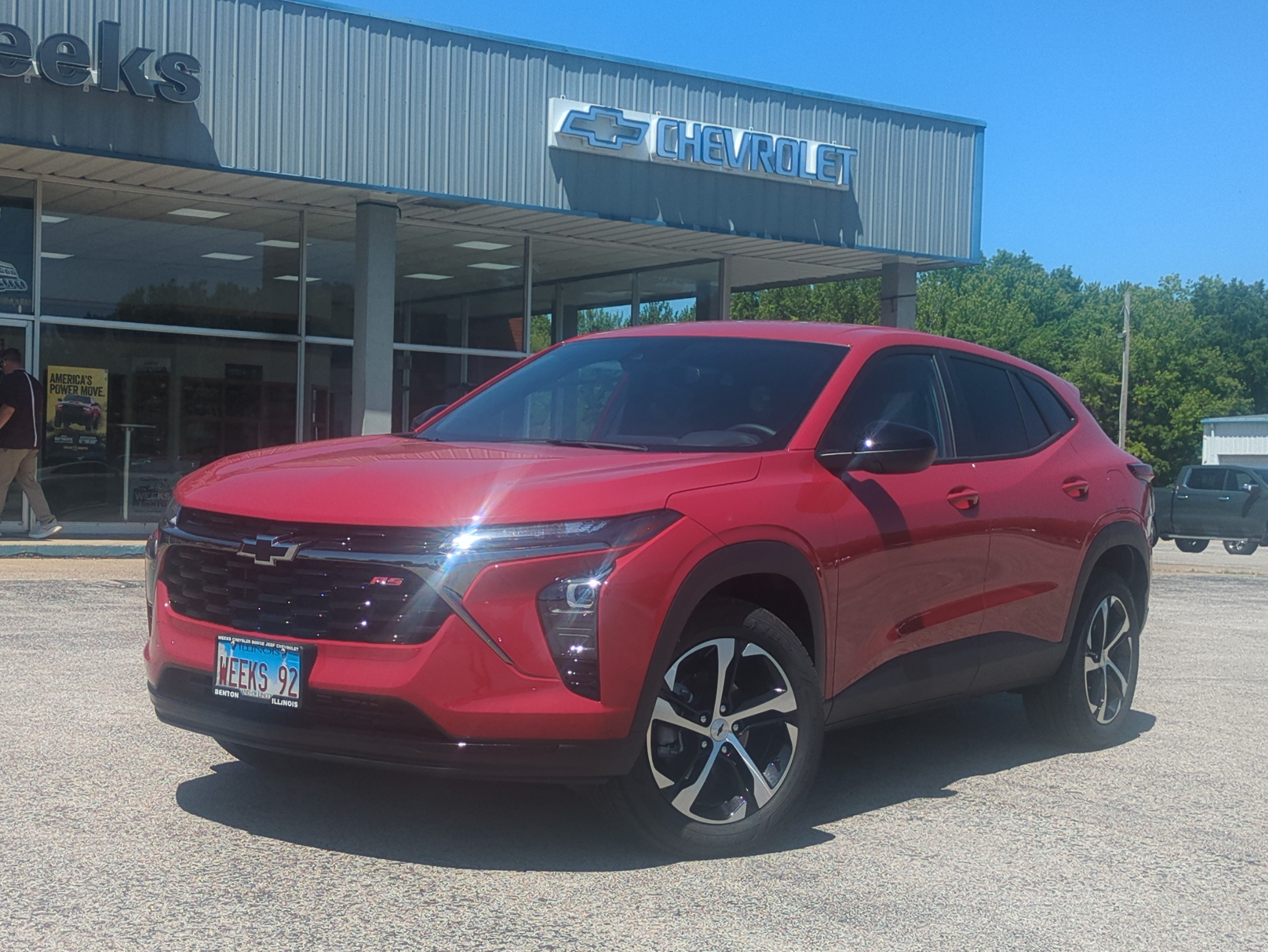 Used 2026 Chevrolet Trax RS FWD image 1