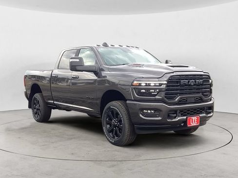 New 2026 RAM 2500 Laramie w/ Night Edition AWD/4WD image 8