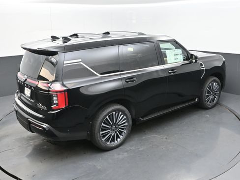New 2025 Nissan Armada Platinum Reserve image 36