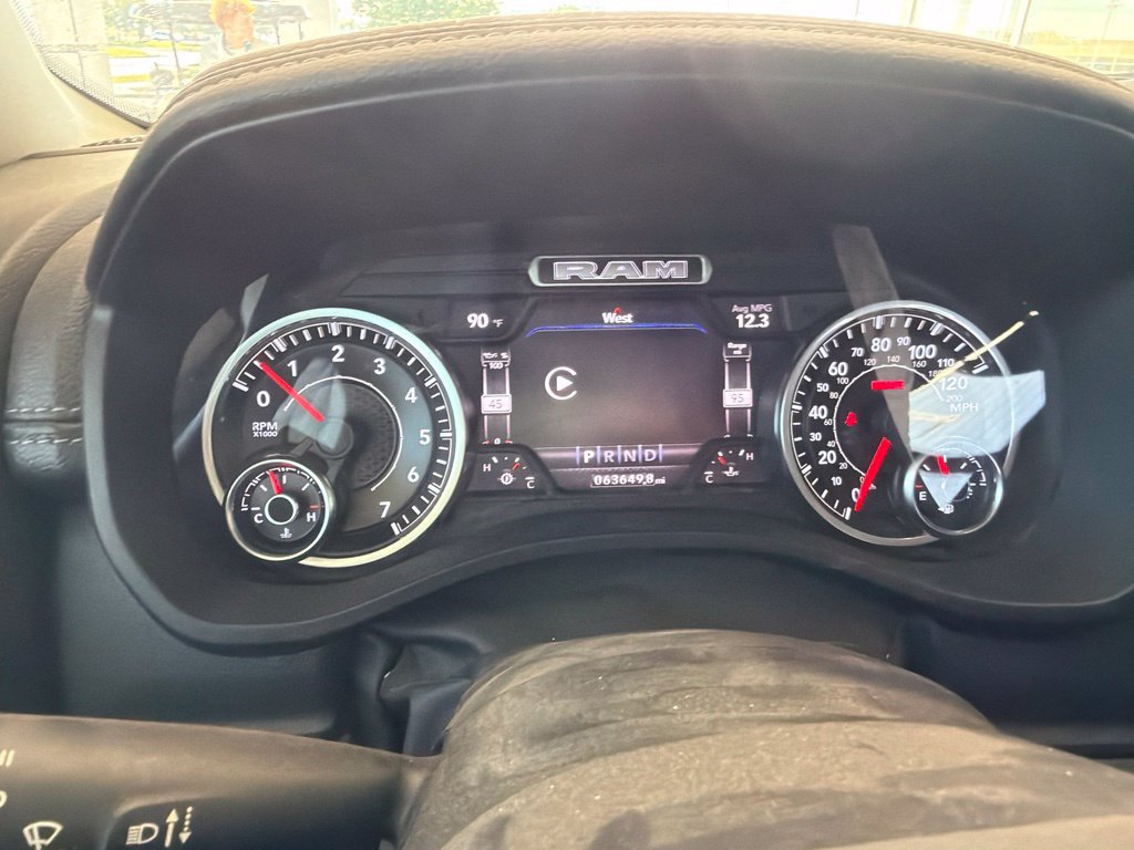 Used 2022 RAM 1500 Laramie AWD/4WD image 8