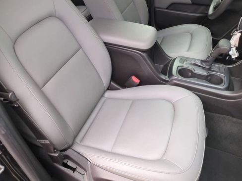 Used 2018 Chevrolet Colorado W/T w/ WT Convenience Package image 22