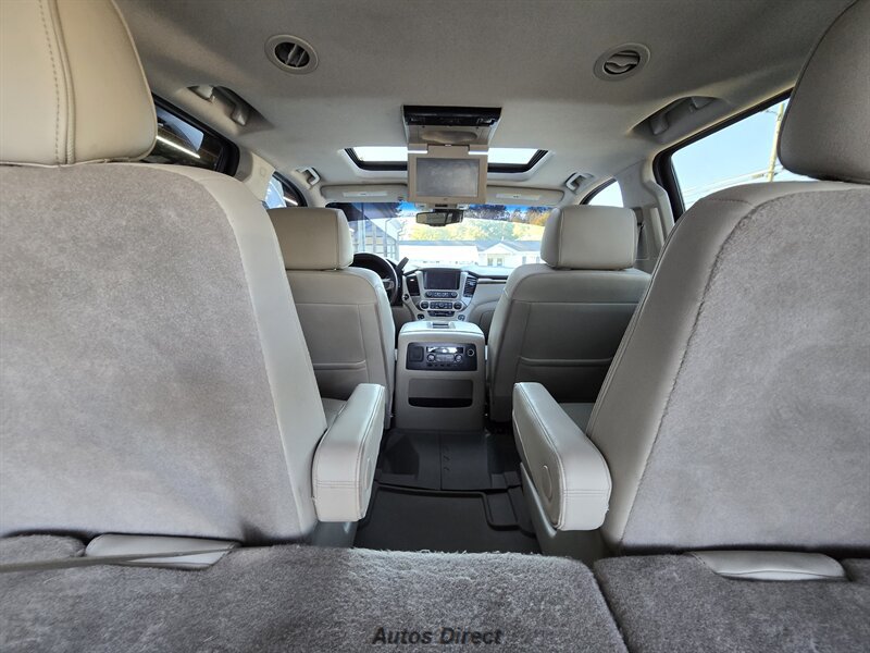 Used 2017 GMC Yukon Denali w/ Open Road Package AWD/4WD image 33
