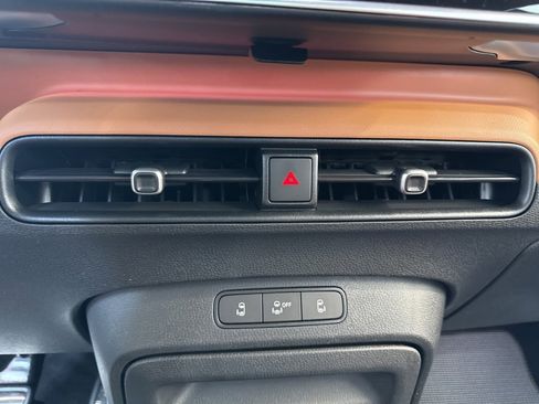 New 2025 Volkswagen ID. Buzz Pro S Plus image 42