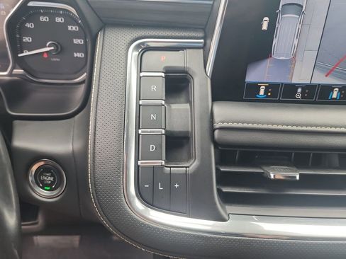 Certified 2021 GMC Yukon SLT w/ SLT Luxury Plus Package RWD image 16