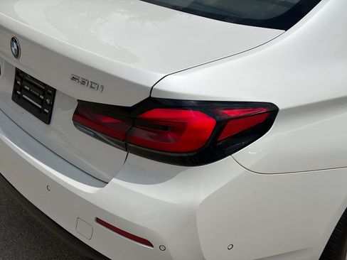 Used 2021 BMW 530i w/ Premium Package RWD image 28