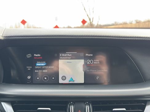 Used 2024 Alfa Romeo Stelvio Ti image 23