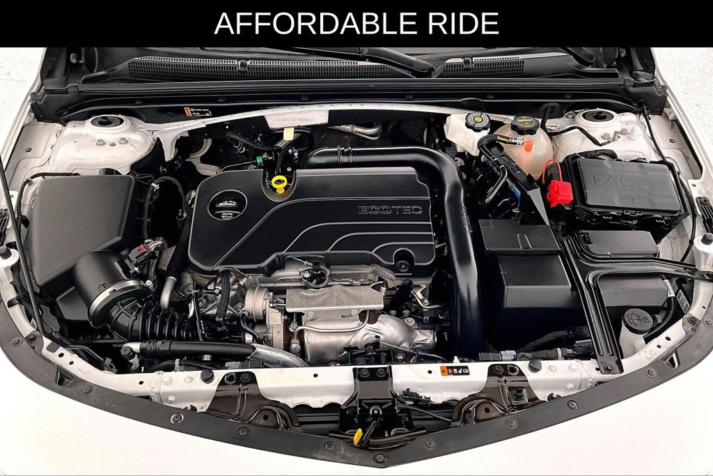 Used 2025 Chevrolet Malibu LT FWD image 11