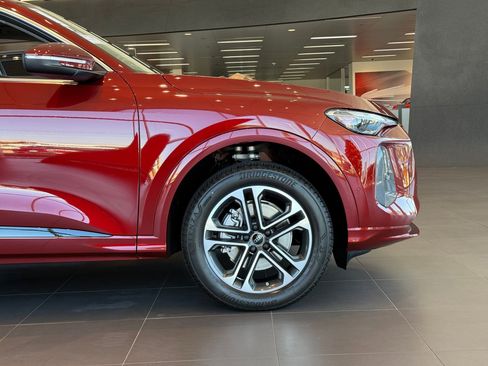 New 2025 Audi Q5 Premium image 11