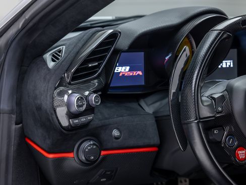 Certified 2020 Ferrari 488 Pista Coupe RWD image 68