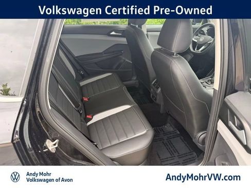 Used 2023 Volkswagen Taos SEL AWD/4WD image 17