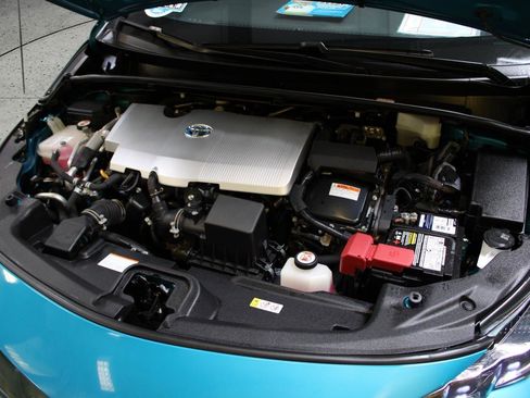Used 2019 Toyota Prius Prime Plus FWD image 48