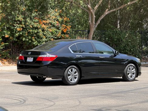 Used 2015 Honda Accord LX image 4