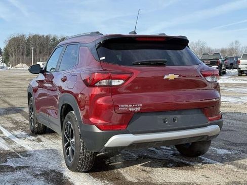 Used 2025 Chevrolet TrailBlazer LT image 6