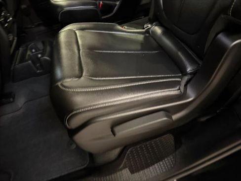 Certified 2025 Jeep Grand Cherokee L Limited AWD/4WD image 36