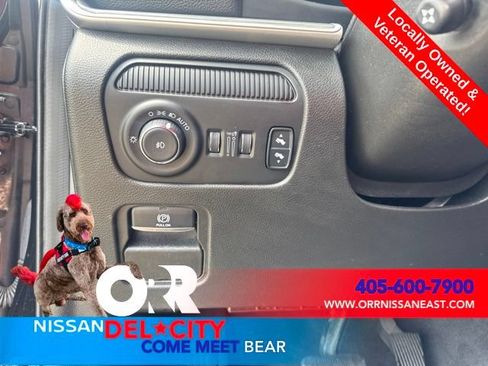 Used 2024 Jeep Wagoneer L Series II w/ Flexible Seating Group AWD/4WD image 19