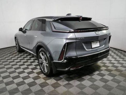Used 2023 Cadillac Lyriq 2WD image 30