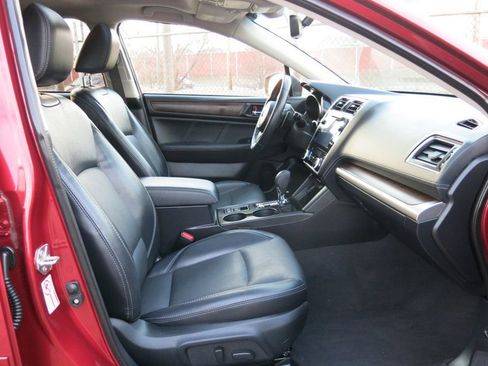 Used 2019 Subaru Outback 3.6R Limited image 14