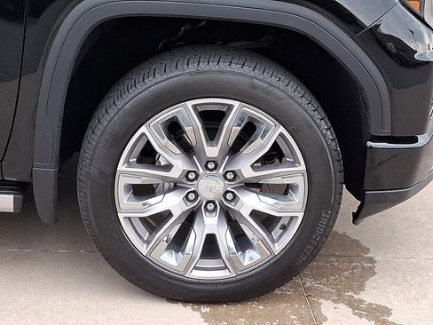 Used 2024 GMC Sierra 1500 Denali w/ Denali Reserve Package image 8