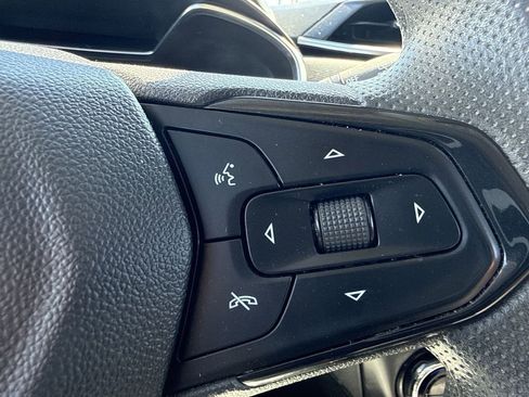 Used 2023 Chevrolet TrailBlazer LT w/ Convenience Package image 33